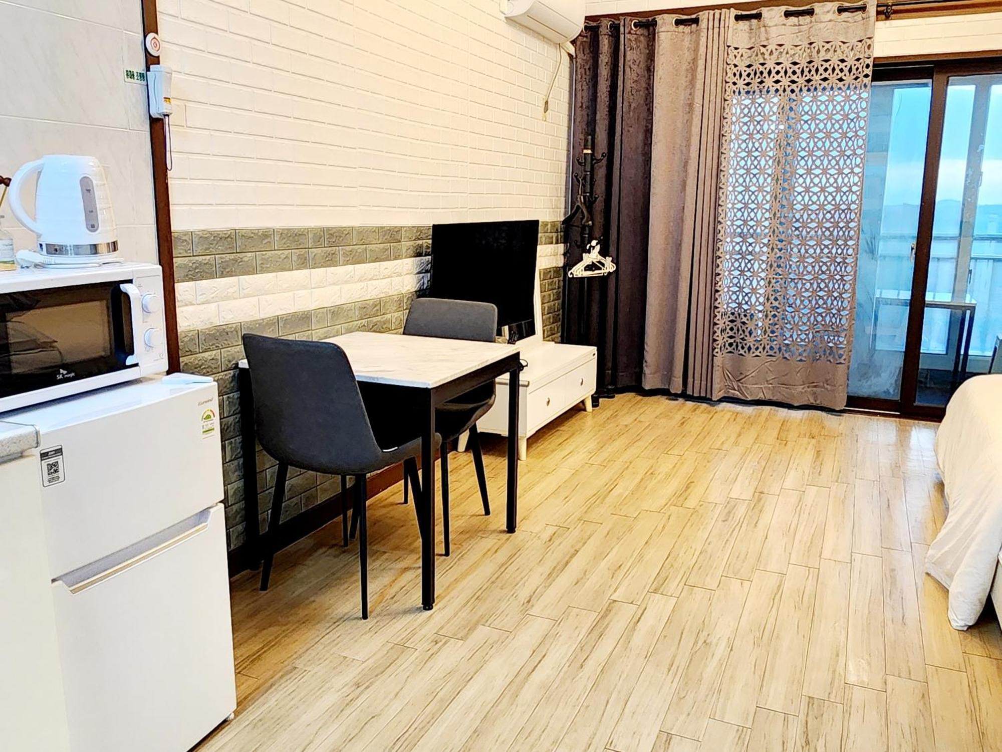 Pureun Jeju Pension Seogwipo Dış mekan fotoğraf