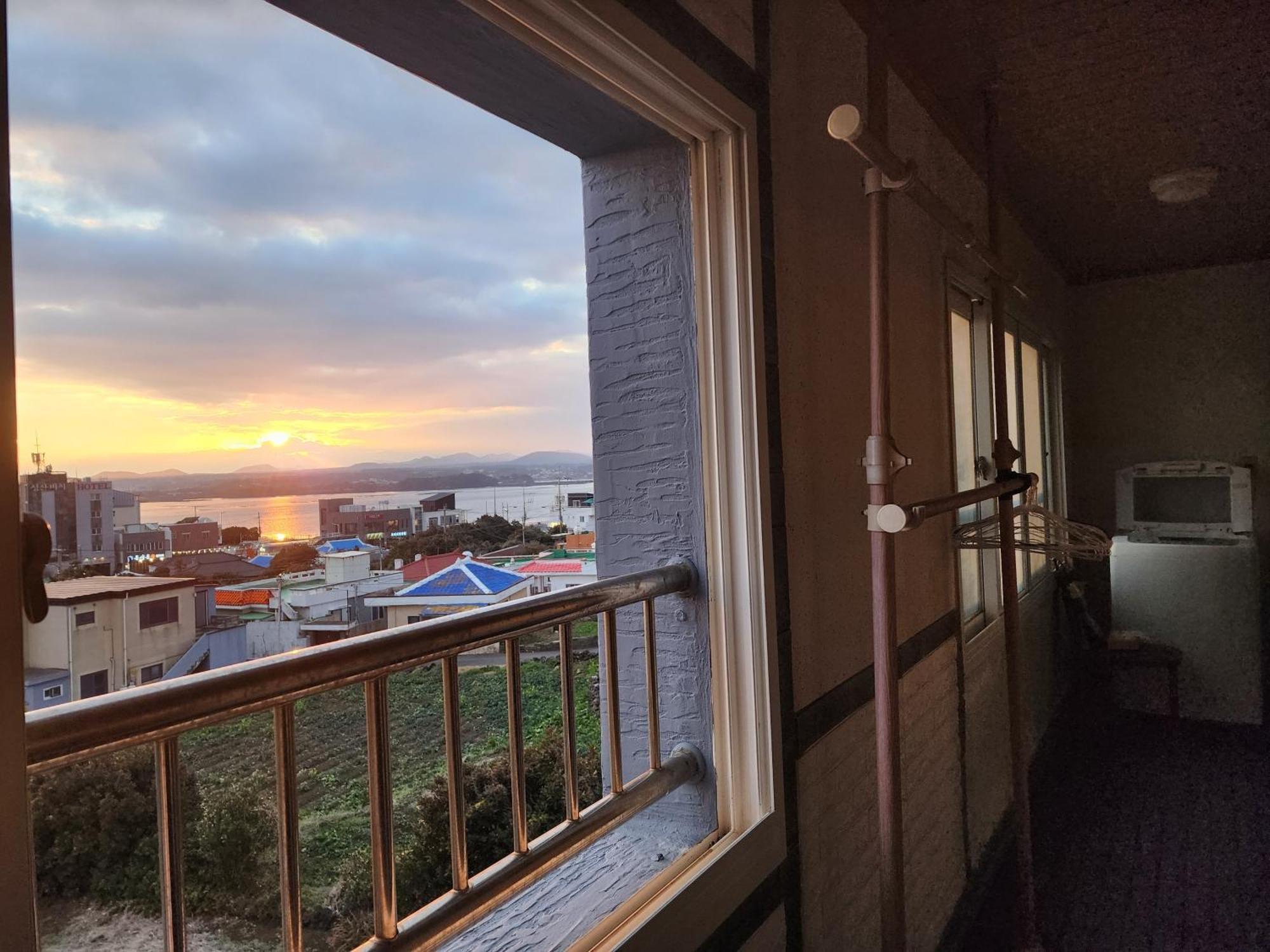 Pureun Jeju Pension Seogwipo Dış mekan fotoğraf